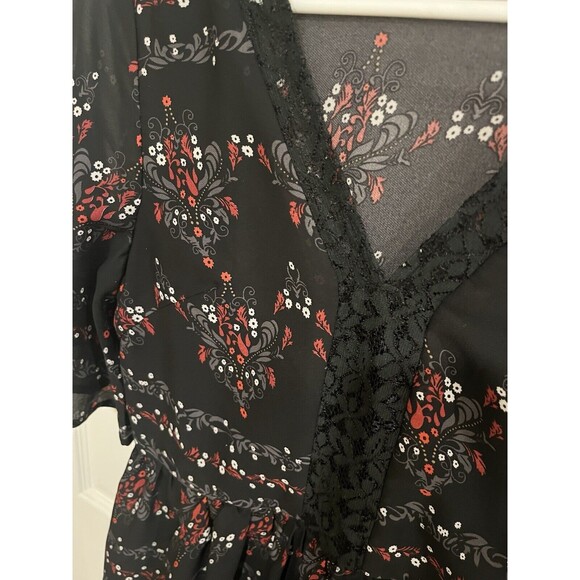 Doe & Rae Women’s Black w/Red Flowers Lace Dress Sz S Knee Length Gothic Witchy - Picture 2 of 15